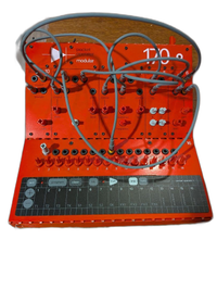 Analog Synthesizer Teenage Engineering Pom 170