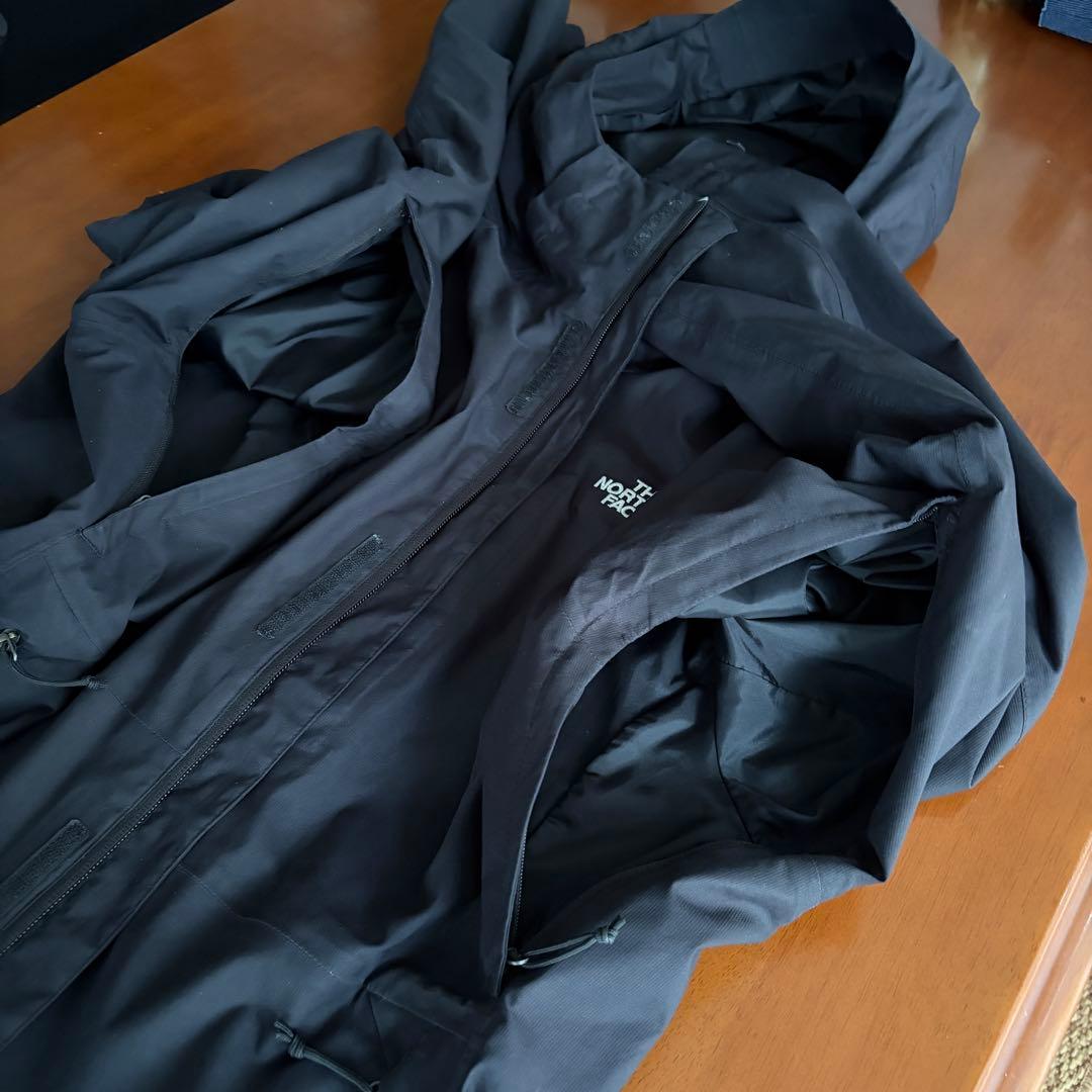 The North Face Mountain Parkas M