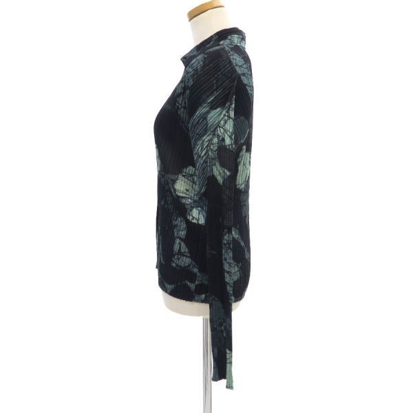 Issey Miyake Long Sleeve A