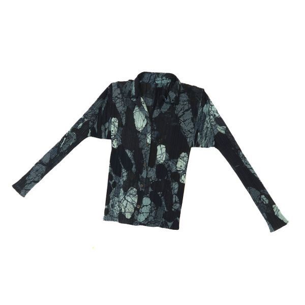 Issey Miyake Long Sleeve A