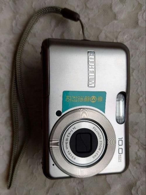 Fujifilm Compact Digital Cameras A100