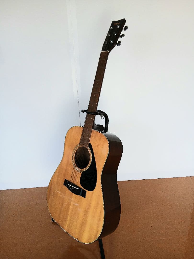 Yamaha Acoustic Guitar Fg-151B