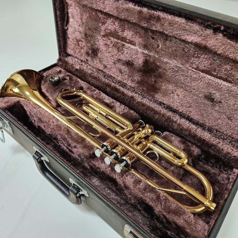 Yamaha Trumpets Ytr-2335