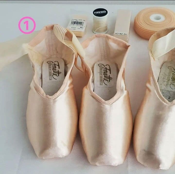 Pointe Shoes 6