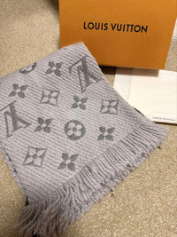 Louis Vuitton Scarves