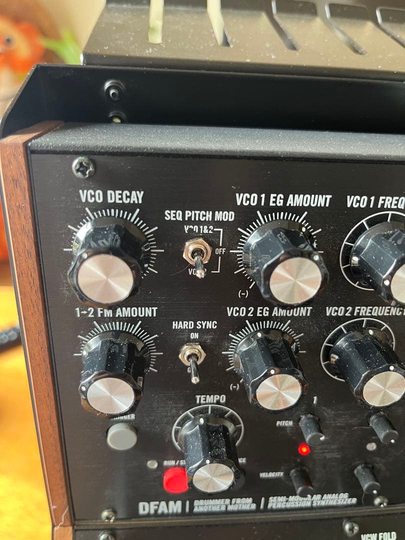 Moog Analog Synthesizer Subharmonicon Dfam Labyrinth