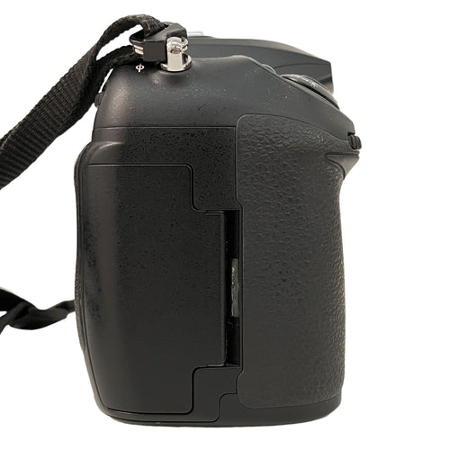 Digital Slr Fujifilm S5 Pro Mb-D200 Z11315993