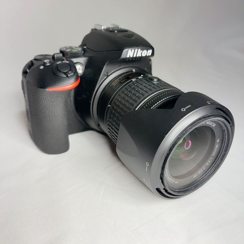 Nikon Digital Slr D5600 2416 Wi-Fi Bluetooth