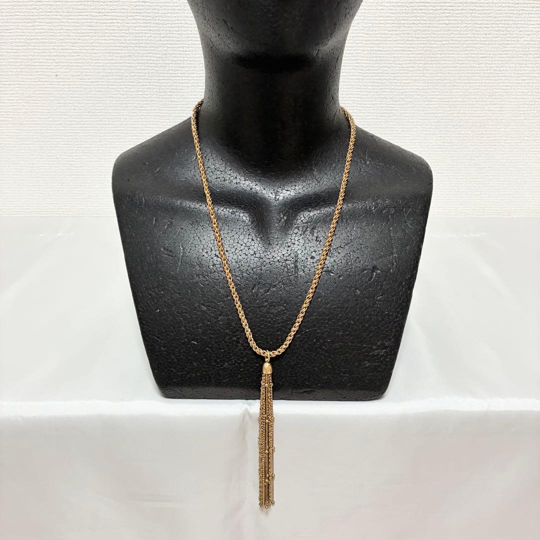Qualite Necklaces