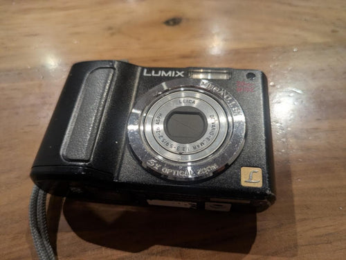 Leica Compact Digital Camera Panasoniclumix 30