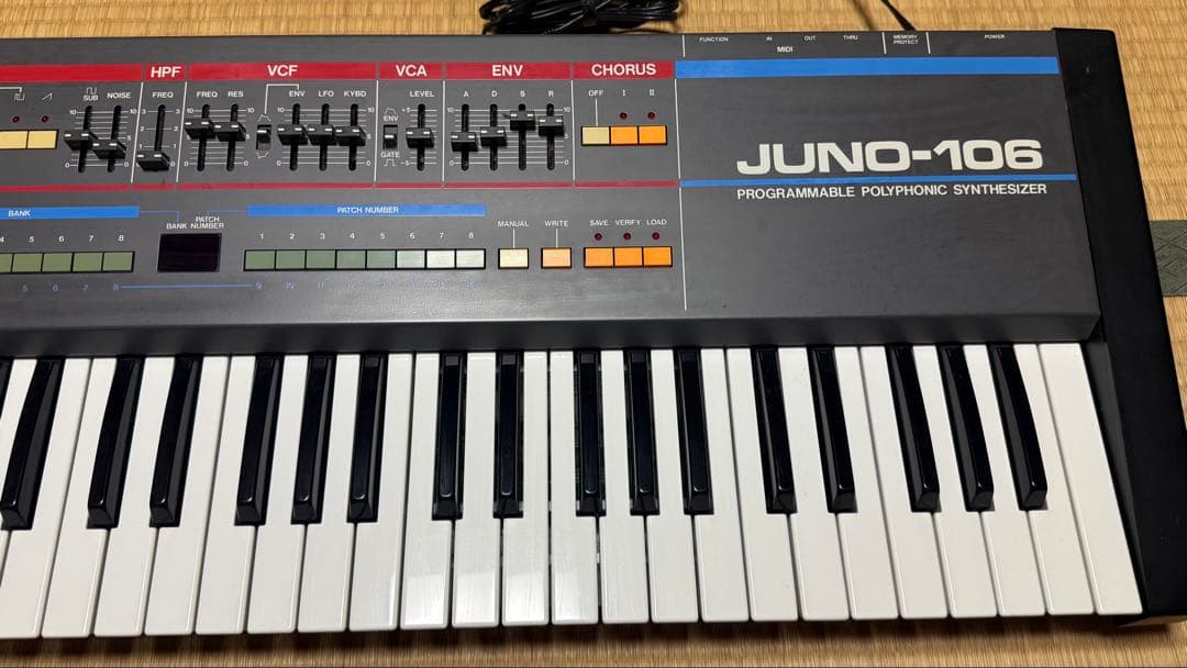 Roland Analog Synthesizers Juno-106