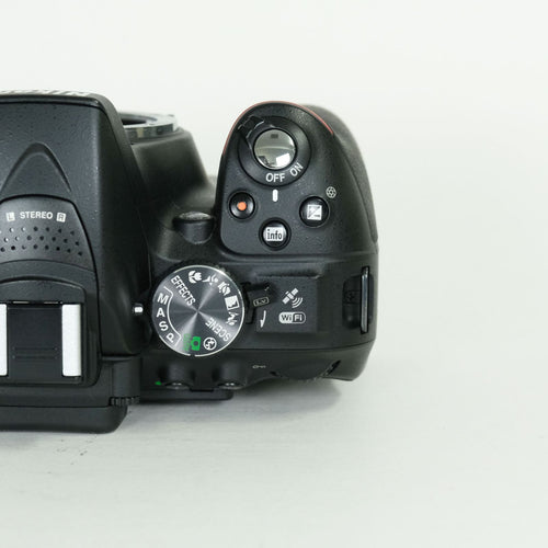 Nikon Digital Slr 4,480 D5300 F