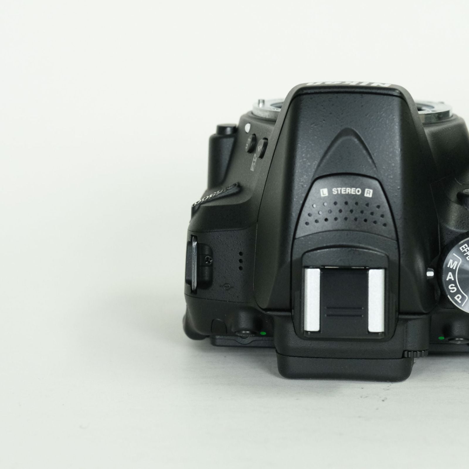 Nikon Digital Slr 4,480 D5300 F