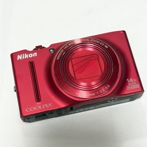 Nikon Compact Digital Camera /Coolpix/ /S8200/