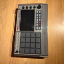 Akai Professional Samplers Mpc Live 2 Special Retro Edition