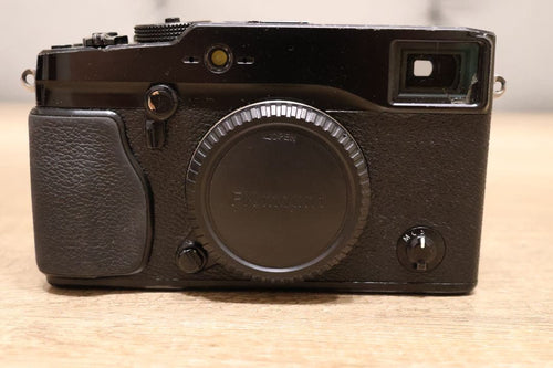 Fujifilm Mirrorless Interchangeable Lips X-Pro1