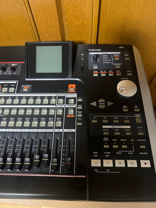 Tascam Multi -Track Recorder 2488Neo Mtr