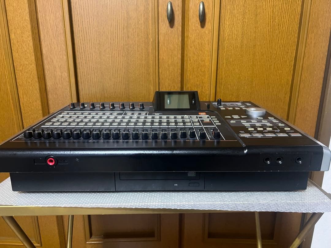 Tascam Multi -Track Recorder 2488Neo Mtr