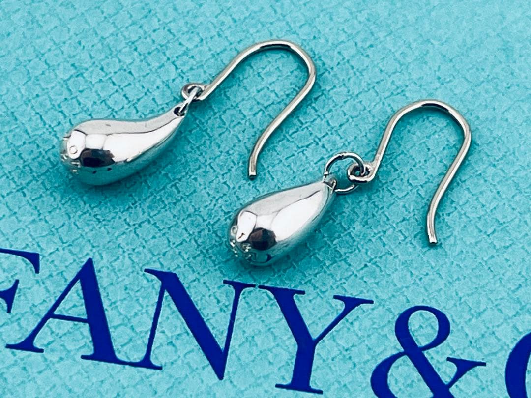 Tiffany Earrings (Pairs) F219 925