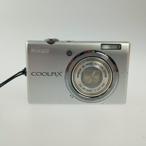 Nikon Compact Digital Camera Coolpix S570 Silver