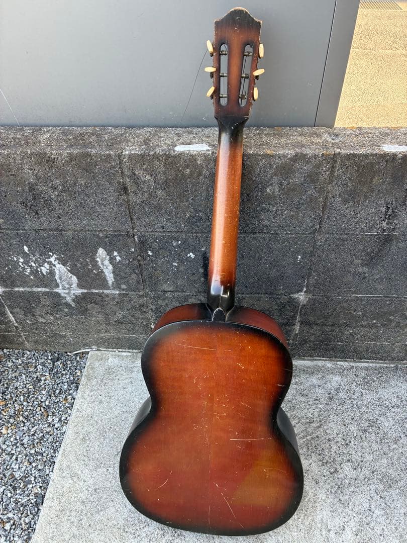 Yamaha Acoustic Guitar D