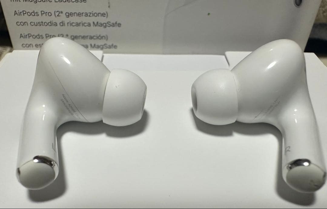 Apple Wireless Earphones Airpods Pro 2 Lightning