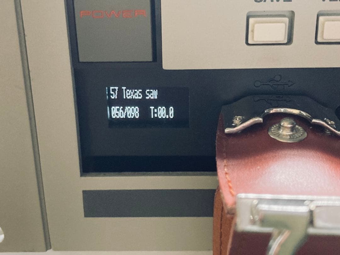 Hardware Instruments Akai S700