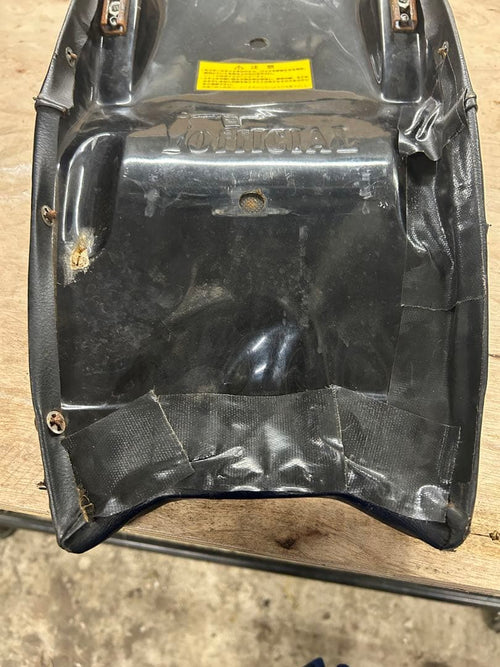 Seats Sr400