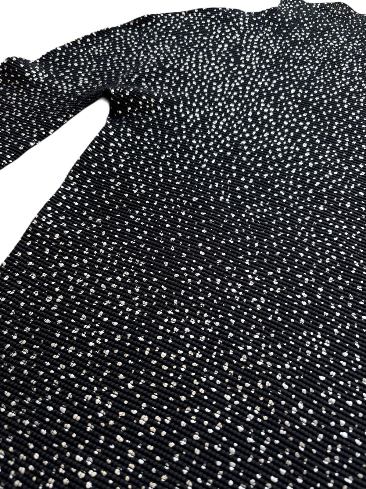 Issey Miyake Long Sleeve Me