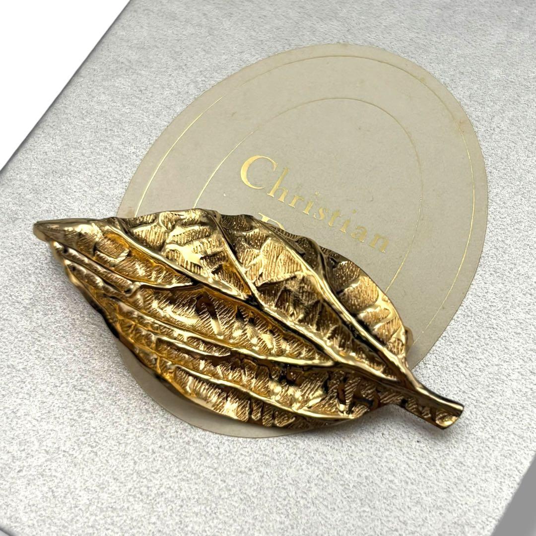 Christian Dior Brooches Corsages