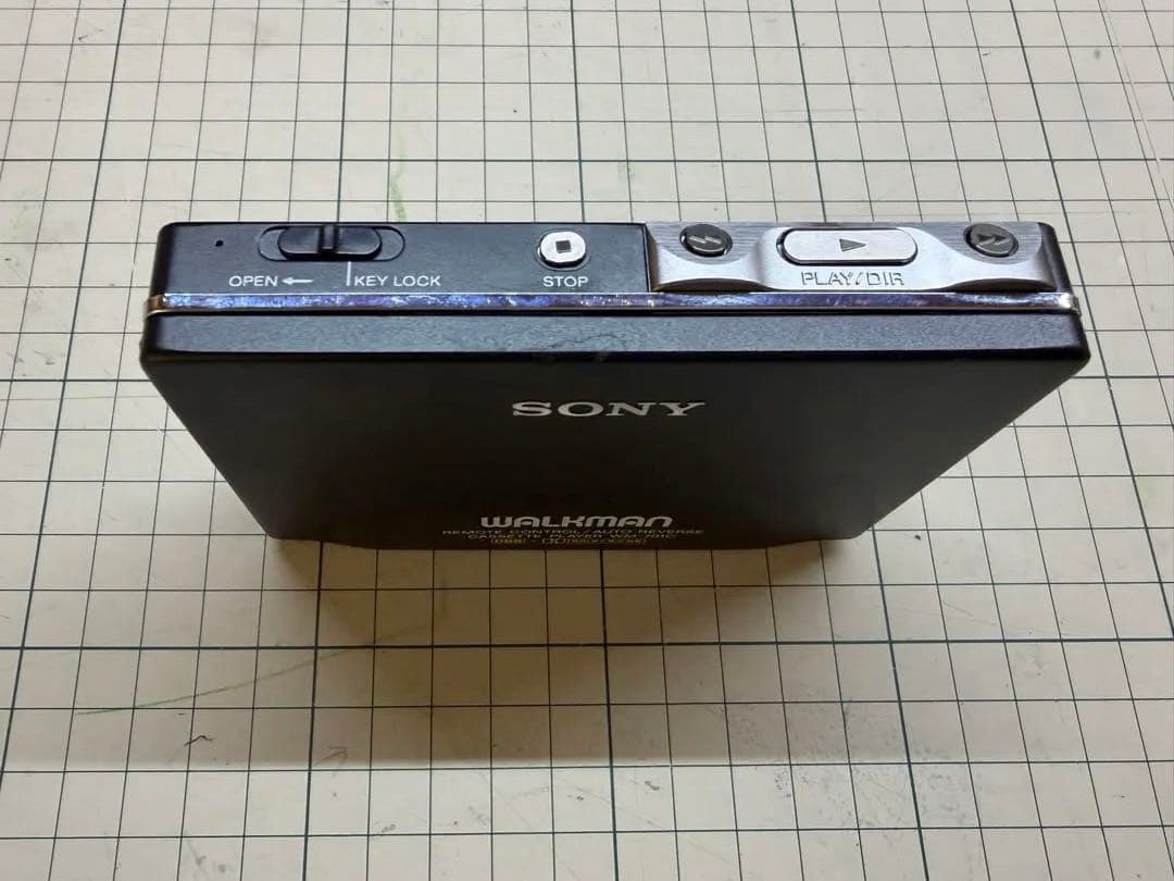 Cassette Players Sony Walkman Wm-701C