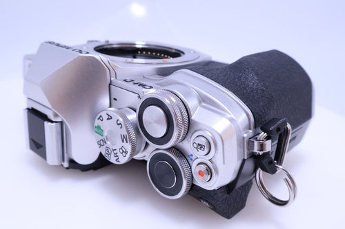 Olympus Mirrorless Interchangeable Lips 7,489 Om-D E-M10 Markiv (Silver)(