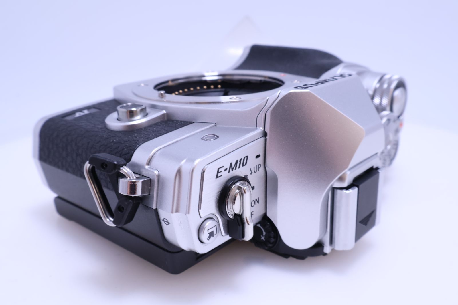 Olympus Mirrorless Interchangeable Lips 7,489 Om-D E-M10 Markiv (Silver)(