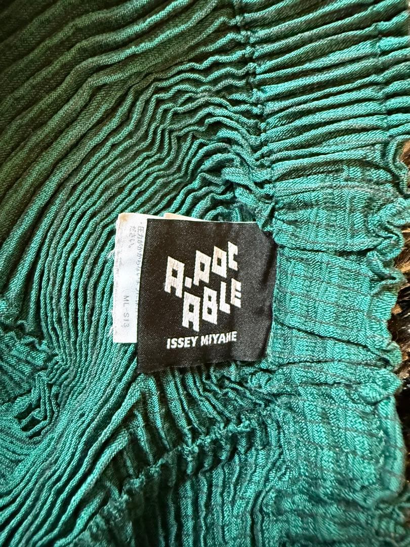 Pantalon décontracté A-Poc Issey Miyake Able