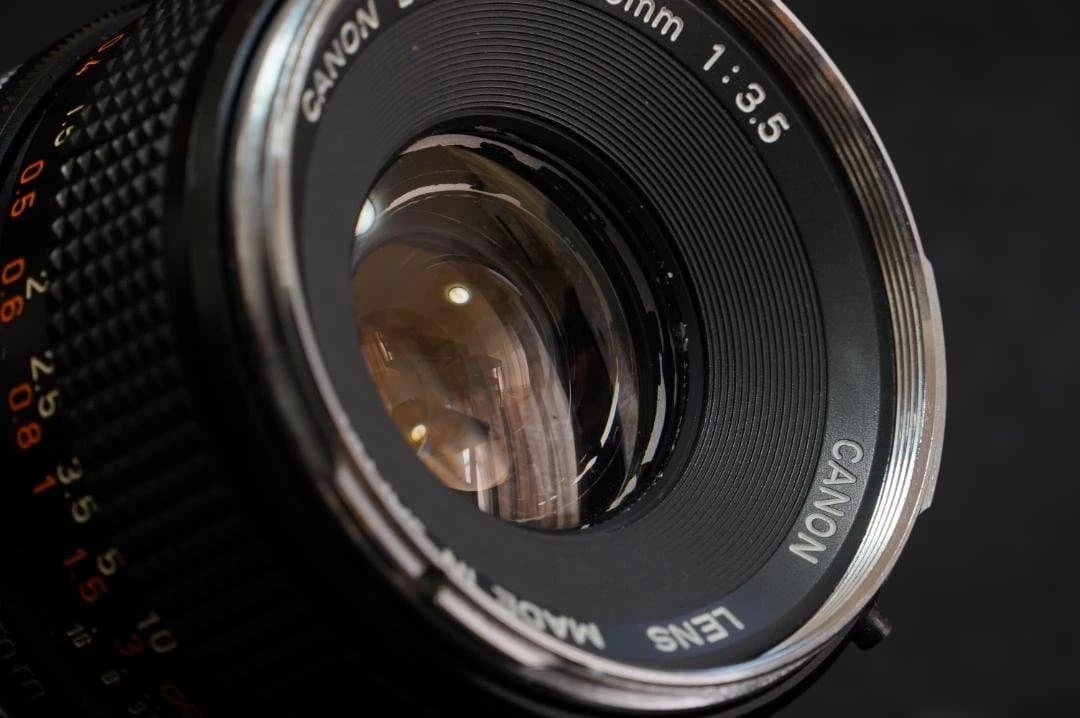 Canon Lens (Single Focus) Fd F/3.5 Sn:50618
