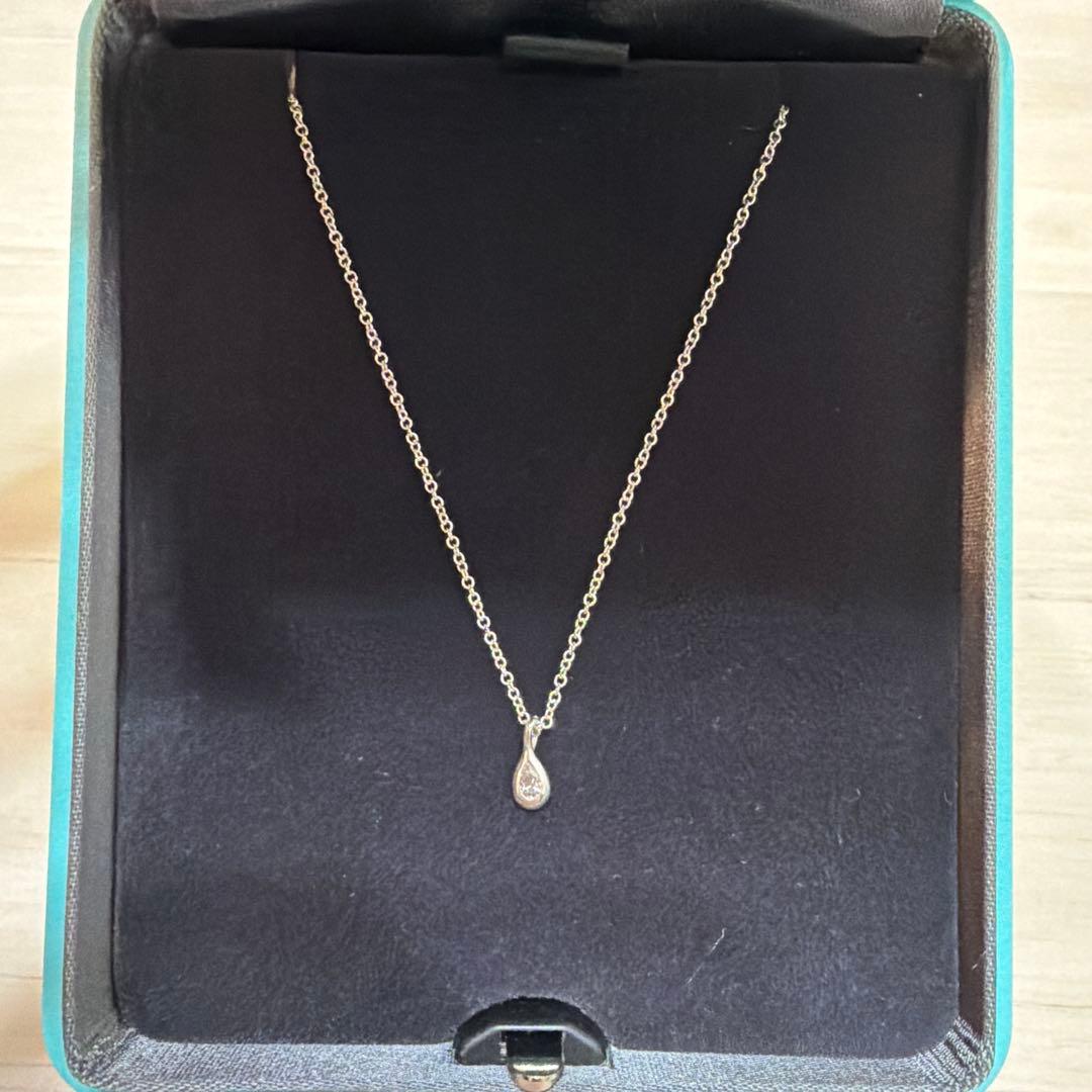 Tiffany Necklaces Co.