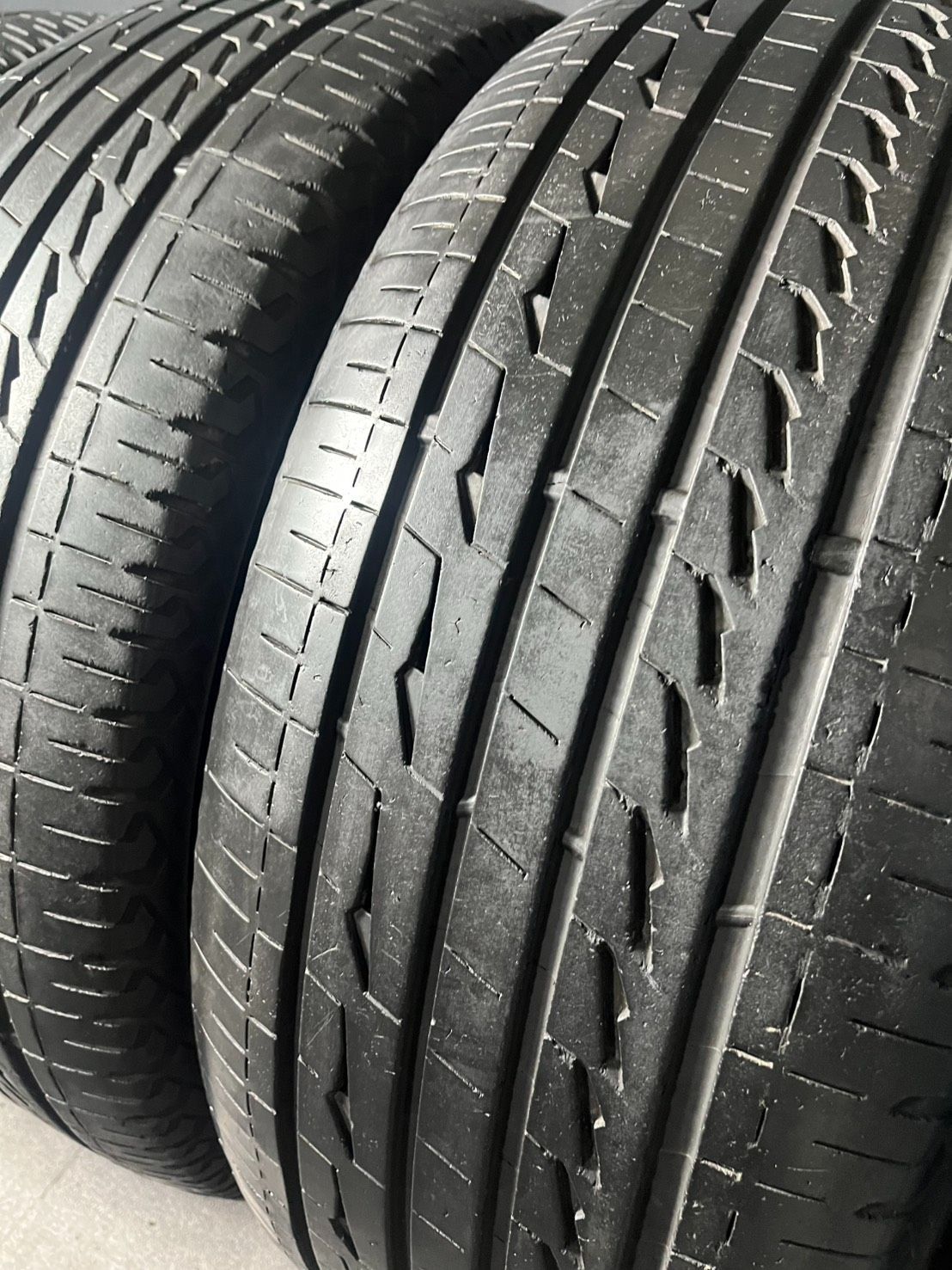 Bridgestone 18 Inches 2023/2022 6.6 7.1 Alenza Lx100 285/60R18 4 H_1695