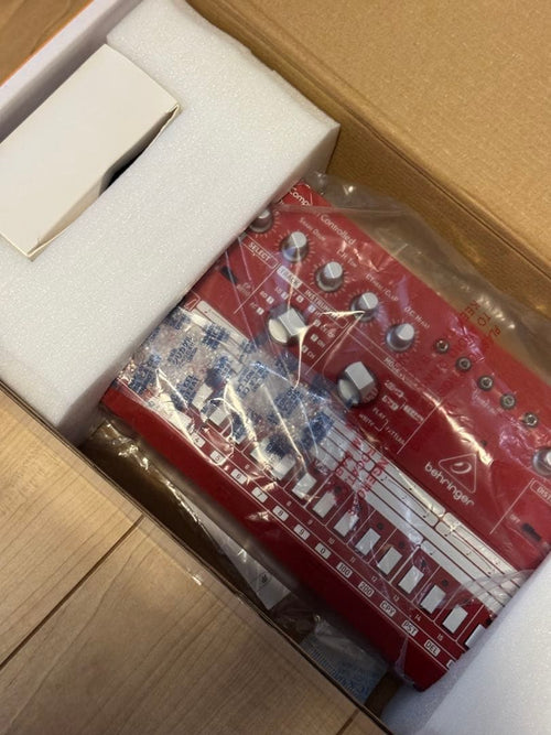 Behringer Analog Synthesizers Rd-6-Rd