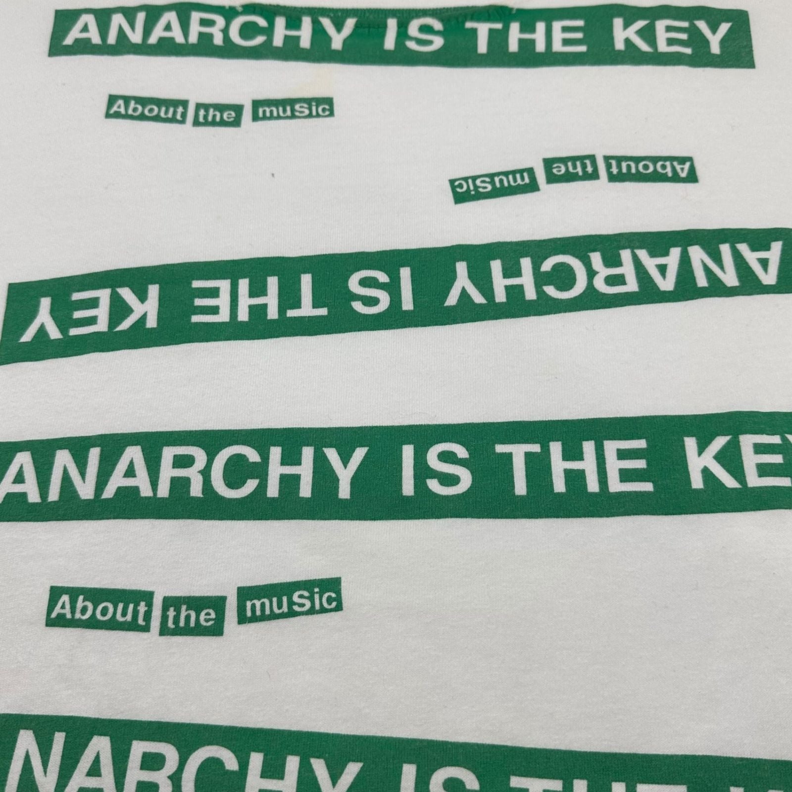 Undercover T -Shirt 90'S M Anarchy Is The Key About Music