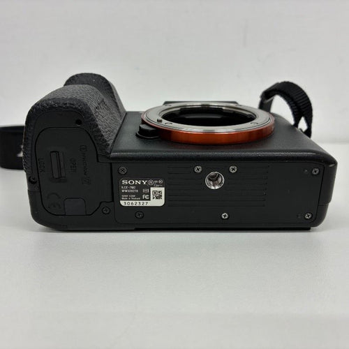 Sony Mirrorless Interchangeable Lips 7 Ii Ilce-7M2 Lens: Fe 3.5-5.6/28-70
