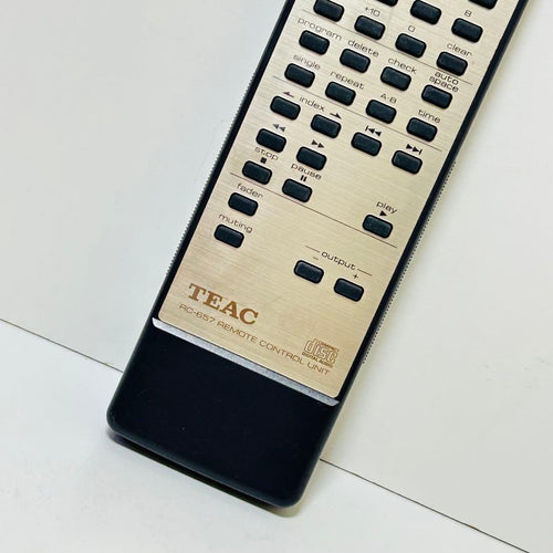 Teac Cd Sacd Player Ok Rc-657 Vrds-25Xs