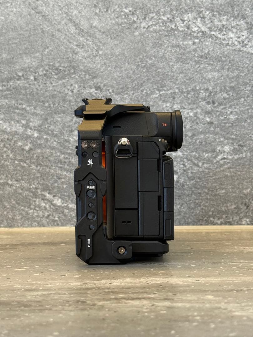 Sony Mirrorless Interchangeable Lens Cameras A7V Ilce-7M5