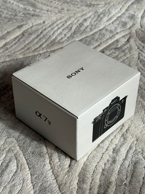 Sony Mirrorless Interchangeable Lens Cameras A7V Ilce-7M5