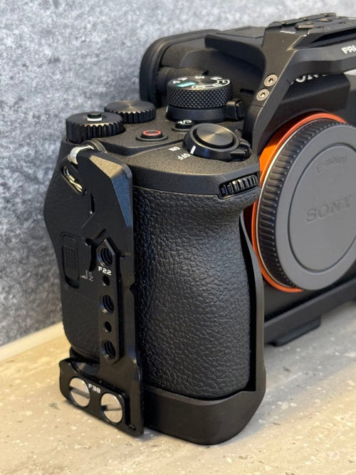 Sony Mirrorless Interchangeable Lens Cameras A7V Ilce-7M5