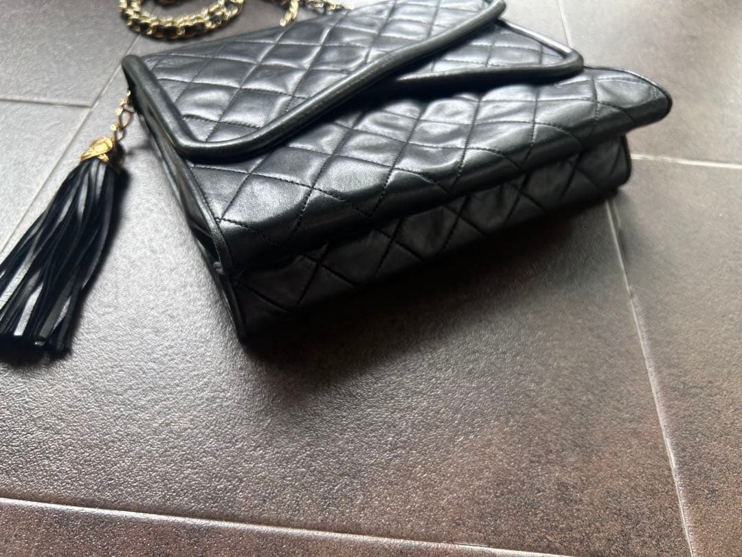 Chanel Shoulder Bags