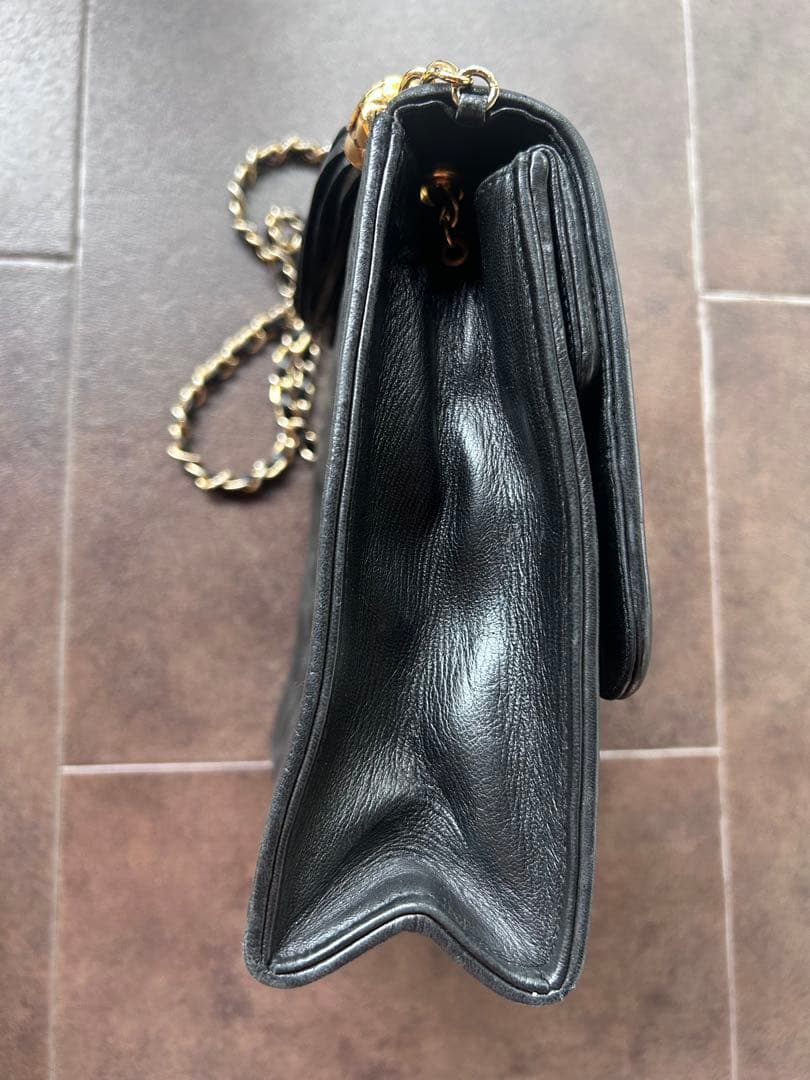 Chanel Shoulder Bags