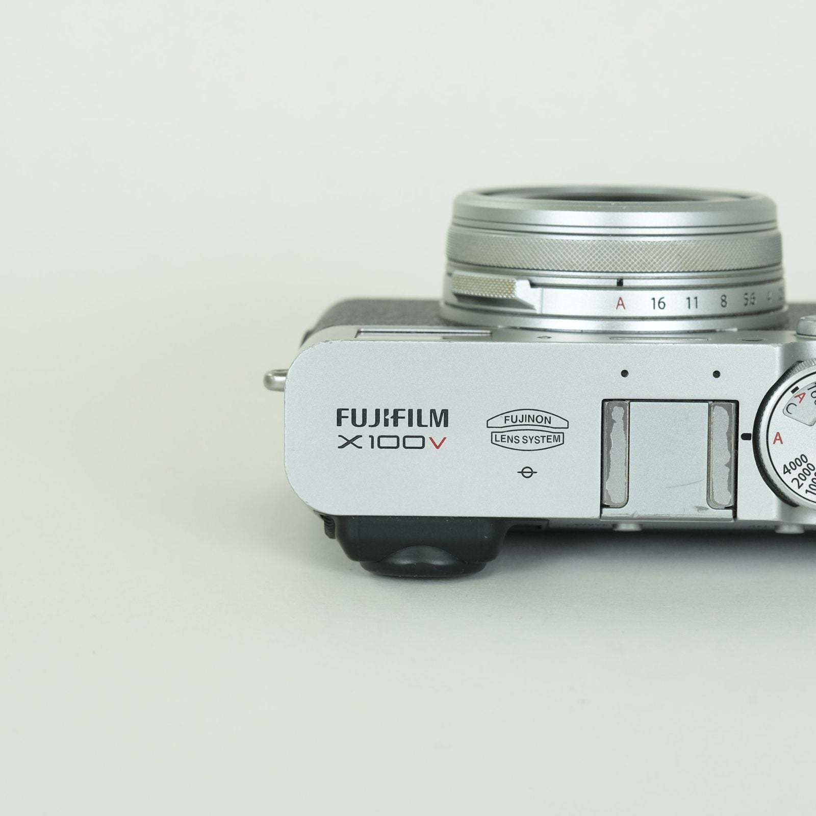 Fujifilm Compact Digital Camera 13,100 X100V