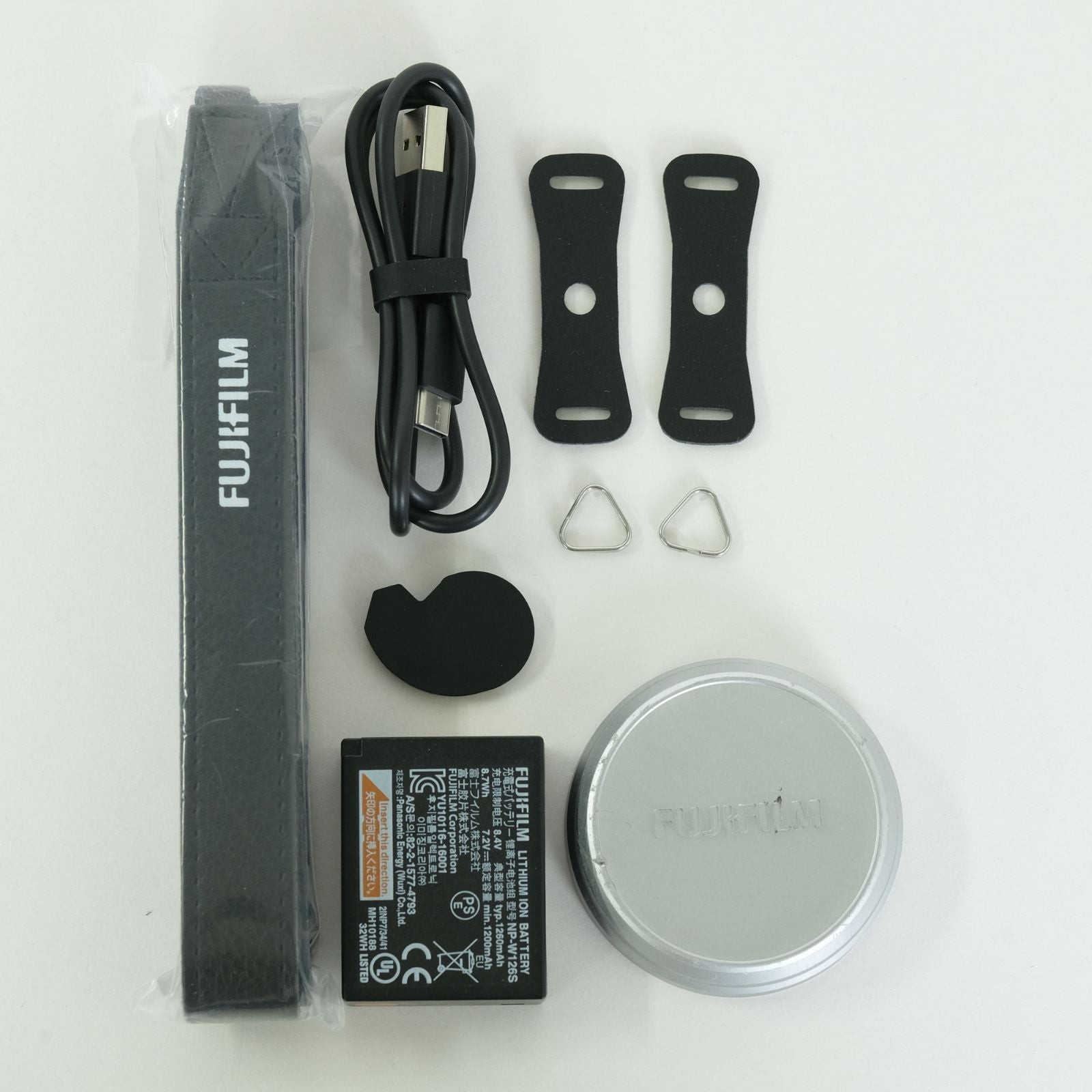 Fujifilm Compact Digital Camera 13,100 X100V