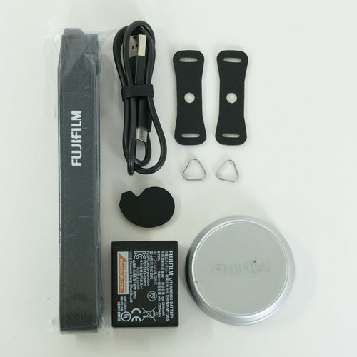 Fujifilm Compact Digital Camera 13,100 X100V