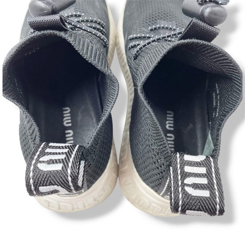 Miu Sneakers 35